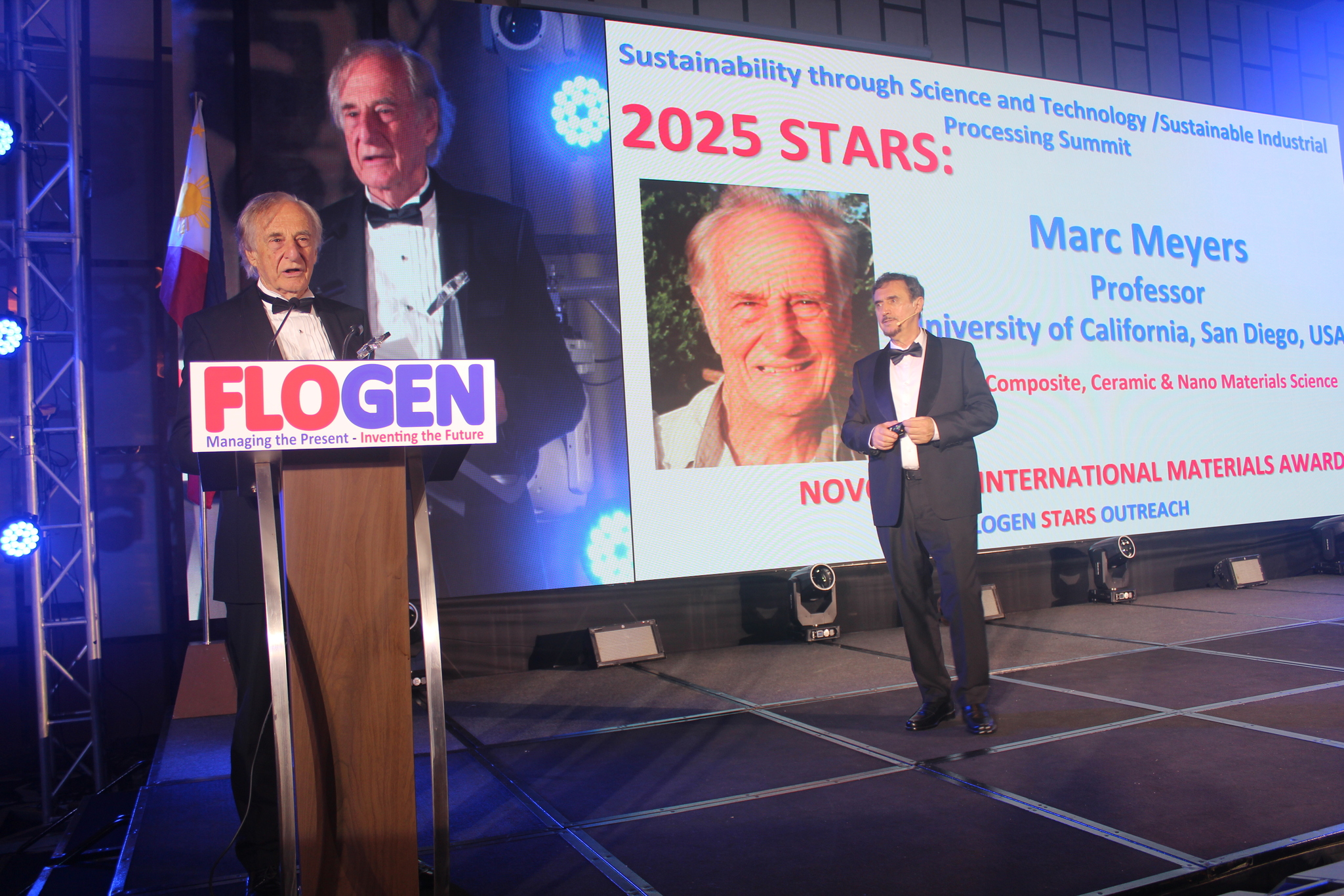Dr. Marc Meyers delivering an acceptance speech during the FLOGEN SIPS 2025 award ceremony