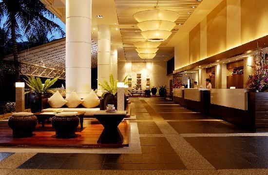 Phuket_small/andaman-lobby.jpg