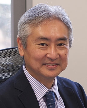 Eiji_Abe