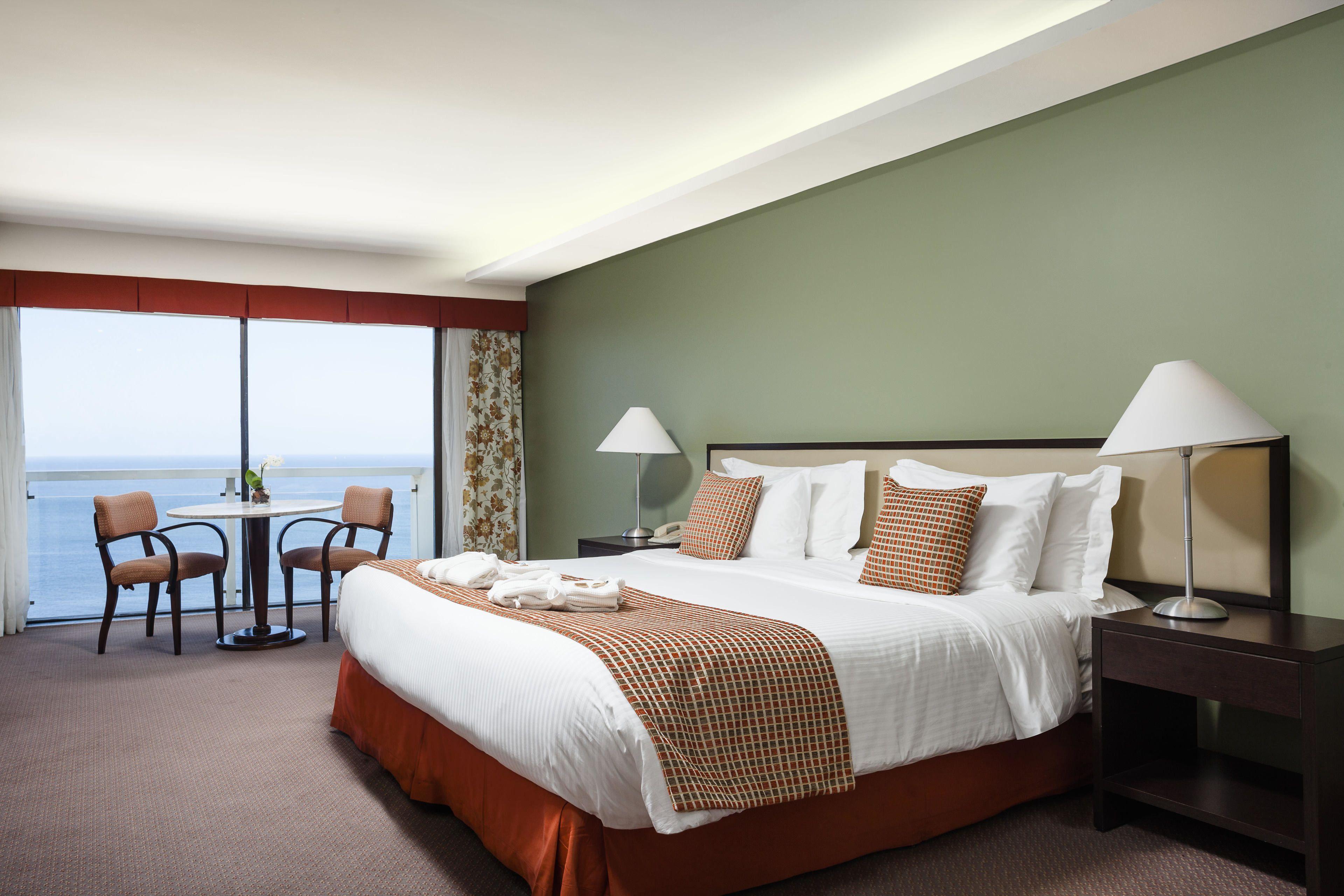 Photo Gallery Selection