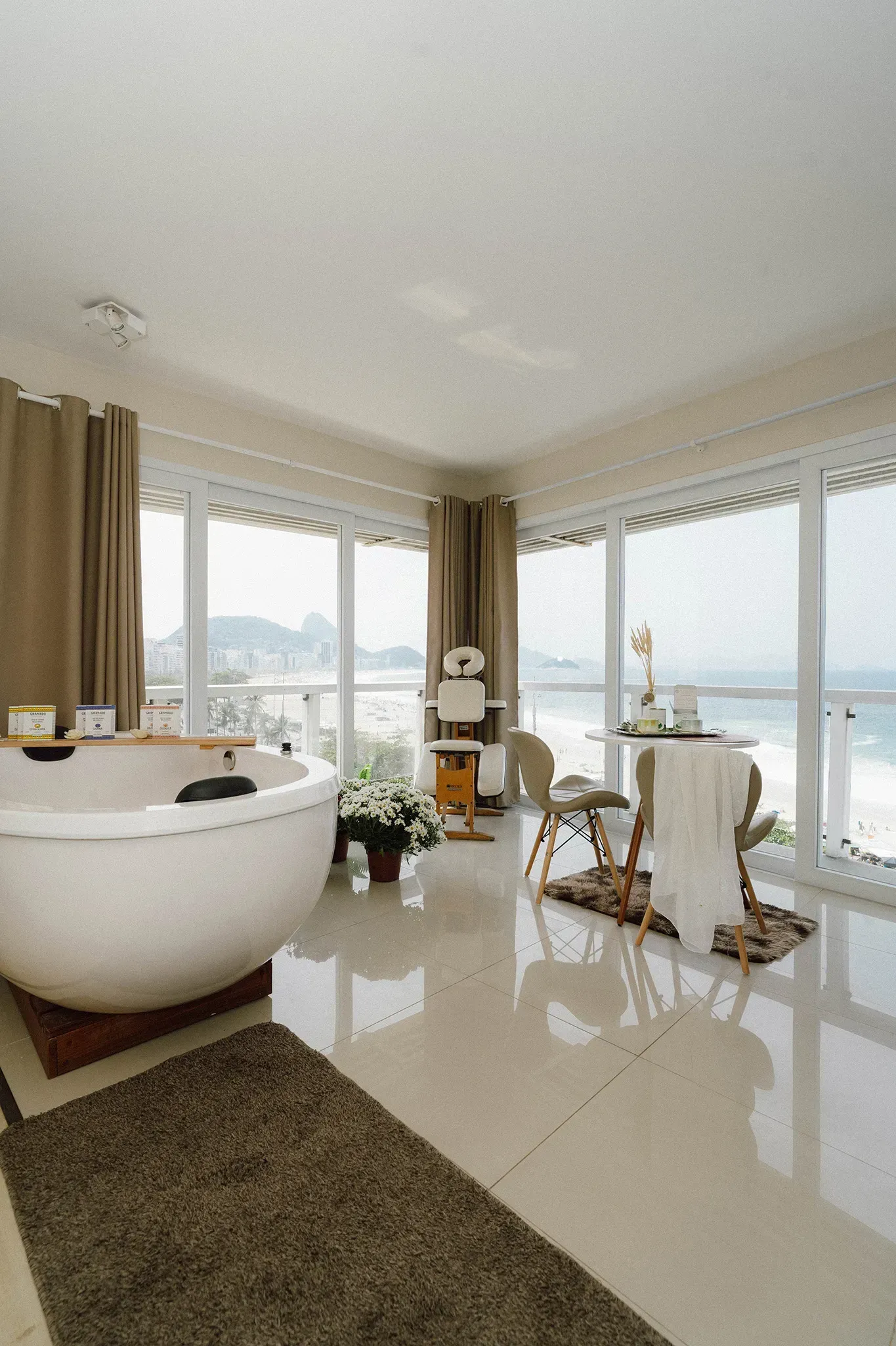 Photo Gallery Selection