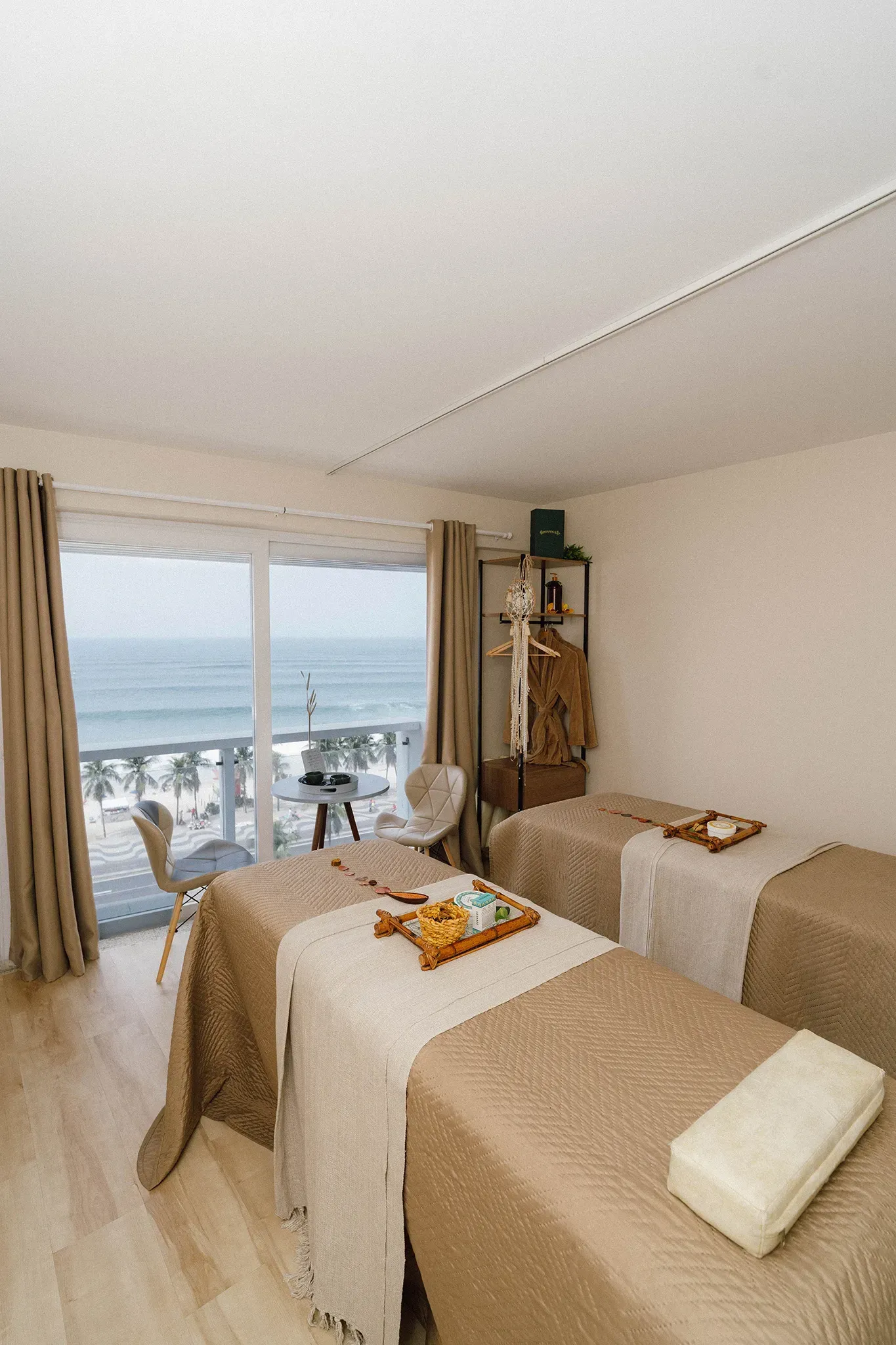 Photo Gallery Selection